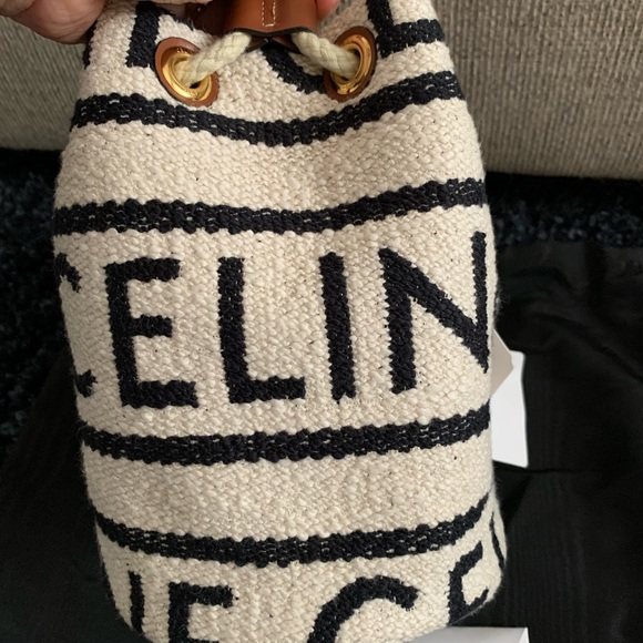 Celine teen drawstring bucket bag - Picture 3 of 12
